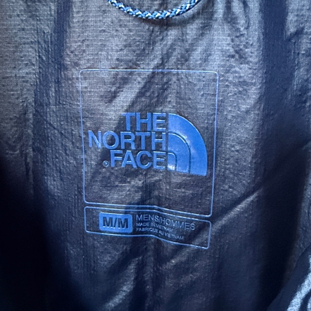 The North Face Men's ThermoBall Insulated Vest Medium - Picture 2 of 4